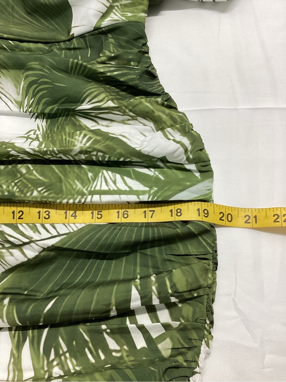 L'ATISTE Green and White Palm-Print Mini Dress - Picture 11 of 12
